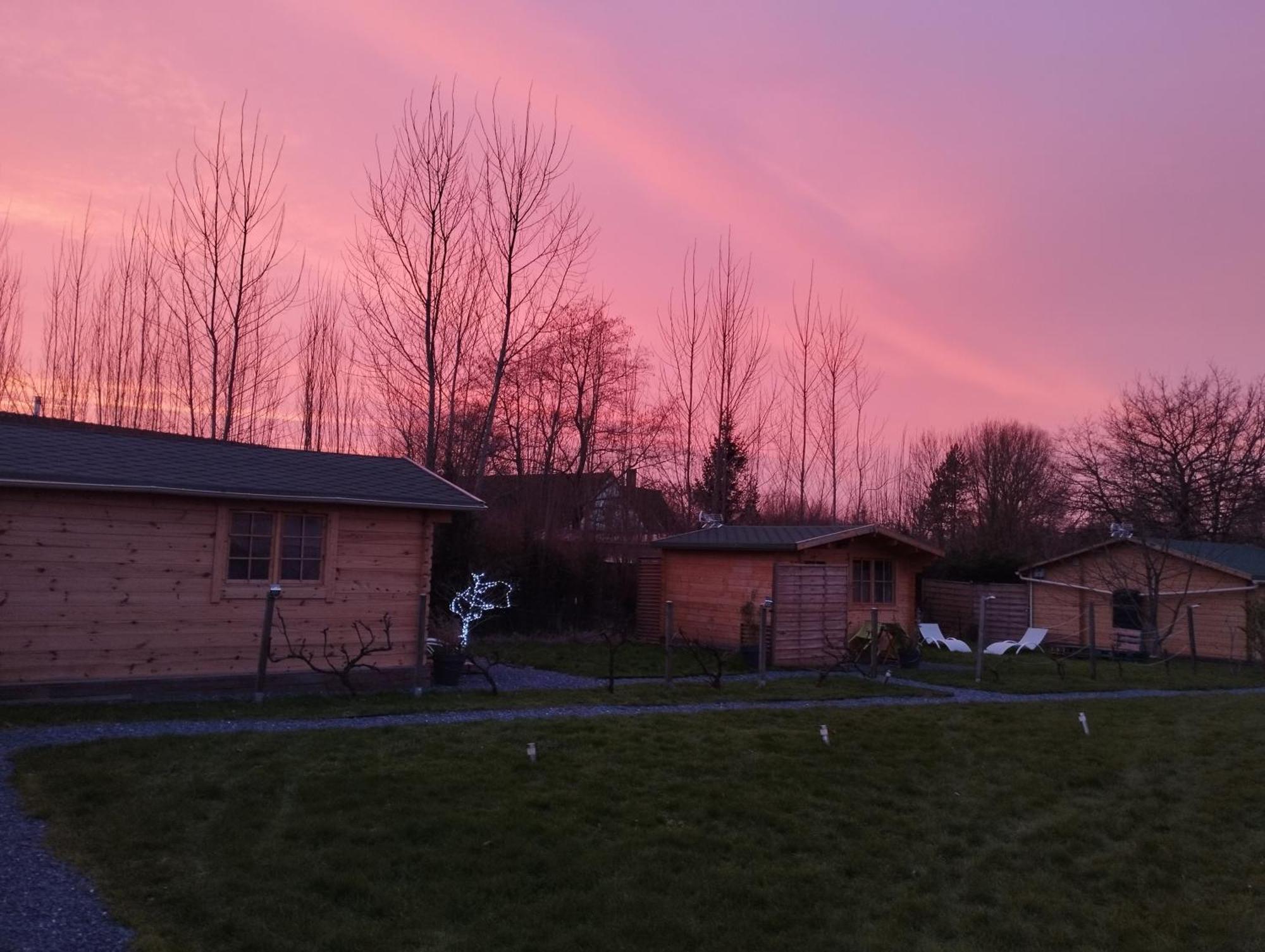 Gite Les Chalets Du Fliers Verton Meubles De Tourisme Classes 2 Etoiles Berck Exterior foto